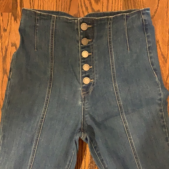 Button Fly Flare jeans - Picture 2 of 2